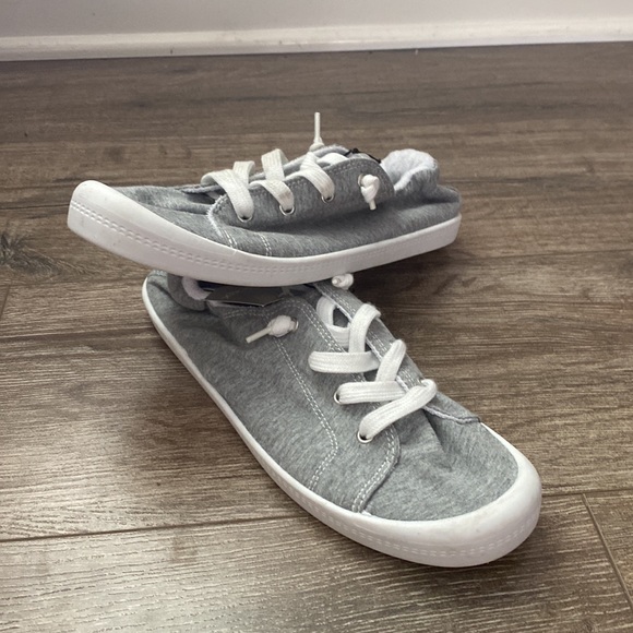 Falls Creek 9 Women’s Loafers NWT - Picture 2 of 3